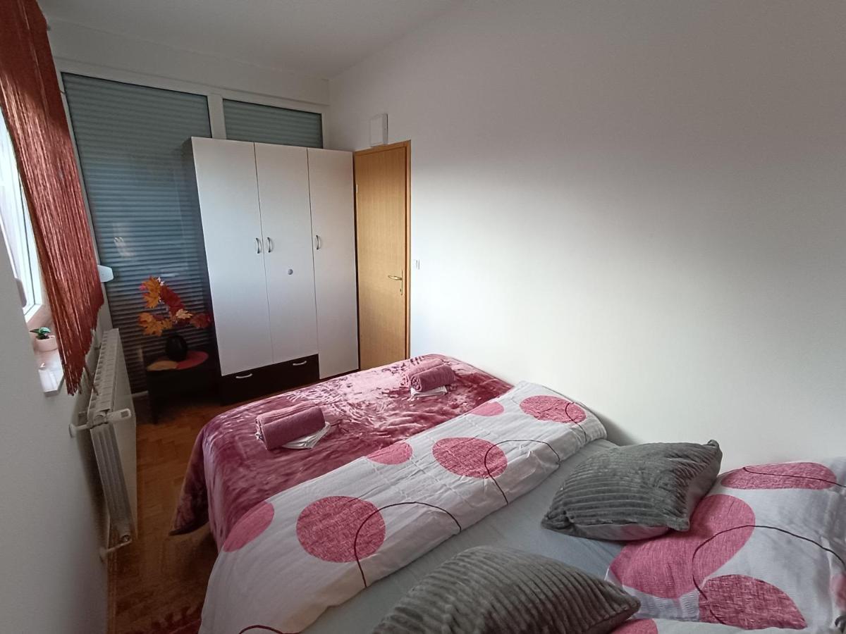 Apartman Ante Gospić Exterior foto