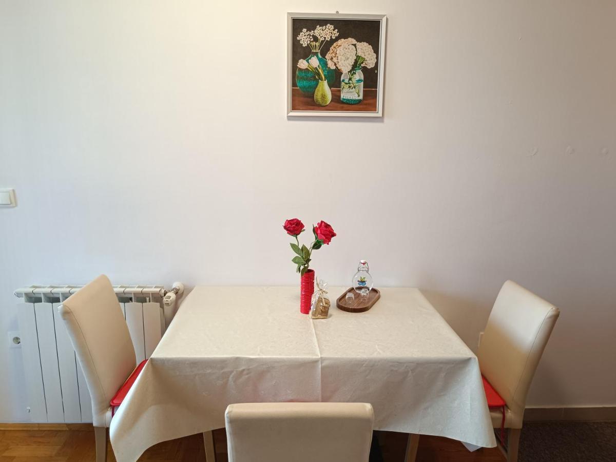 Apartman Ante Gospić Exterior foto